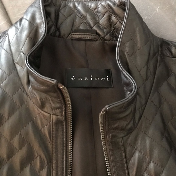 Stylish women’s leather jacket - Picture 3 of 5